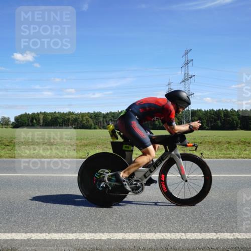 07.09.2025 - 19. Norderstedt Triathlon Michael Burmester http://msf.ph/oto/8833556 07.09.2025 13:54:30 Radfahren 958, 974 meine-sportfotos.de