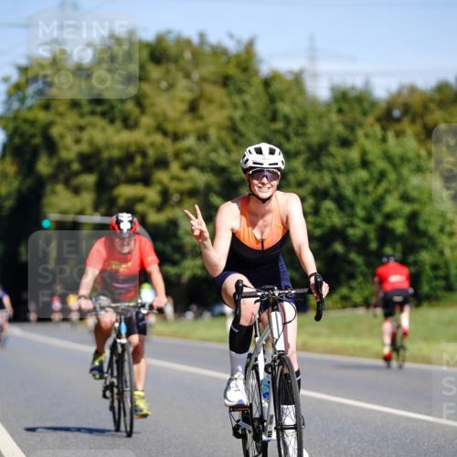 07.09.2025 - 19. Norderstedt Triathlon Michael Burmester http://msf.ph/oto/8833567 07.09.2025 12:03:08 Radfahren 207, 793, 1244, 1247, 1251, 1307 meine-sportfotos.de