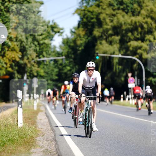 07.09.2025 - 19. Norderstedt Triathlon Michael Burmester http://msf.ph/oto/8833574 07.09.2025 12:03:13 Radfahren 737, 1307 meine-sportfotos.de