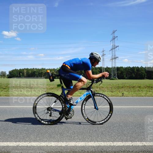 07.09.2025 - 19. Norderstedt Triathlon Michael Burmester http://msf.ph/oto/8833576 07.09.2025 13:54:54 Radfahren 422 meine-sportfotos.de