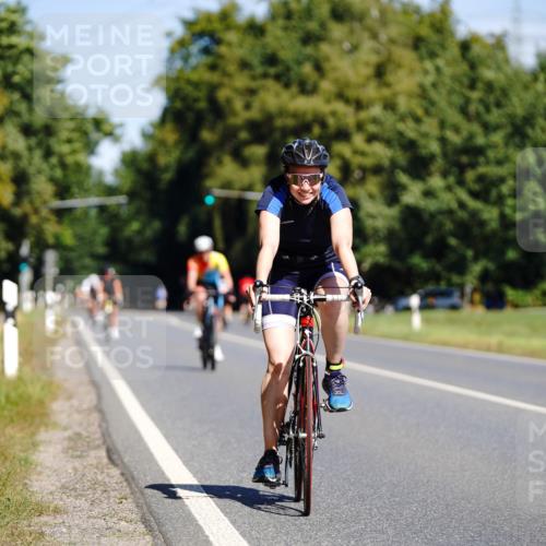 07.09.2025 - 19. Norderstedt Triathlon Michael Burmester http://msf.ph/oto/8833582 07.09.2025 12:03:17 Radfahren 737, 761 meine-sportfotos.de