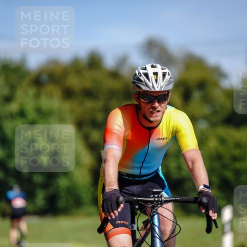 07.09.2025 - 19. Norderstedt Triathlon Michael Burmester http://msf.ph/oto/8833587 07.09.2025 12:03:21 Radfahren 761, 1329 meine-sportfotos.de