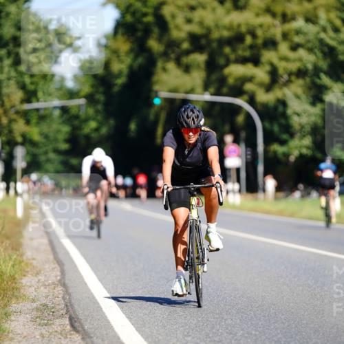 07.09.2025 - 19. Norderstedt Triathlon Michael Burmester http://msf.ph/oto/8833591 07.09.2025 12:03:23 Radfahren 1329, 1387 meine-sportfotos.de