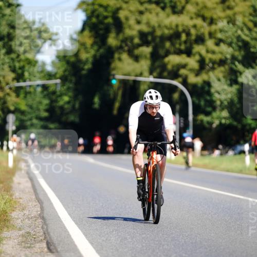 07.09.2025 - 19. Norderstedt Triathlon Michael Burmester http://msf.ph/oto/8833596 07.09.2025 12:03:27 Radfahren 849, 1387 meine-sportfotos.de