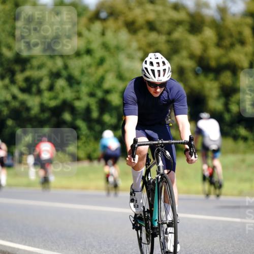 07.09.2025 - 19. Norderstedt Triathlon Michael Burmester http://msf.ph/oto/8833604 07.09.2025 12:03:42 Radfahren 1241 meine-sportfotos.de