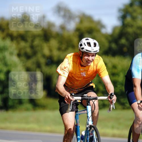 07.09.2025 - 19. Norderstedt Triathlon Michael Burmester http://msf.ph/oto/8833613 07.09.2025 12:03:51 Radfahren 149, 859, 1319 meine-sportfotos.de