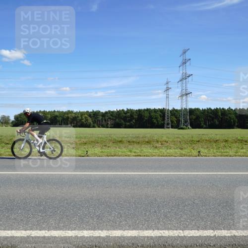 07.09.2025 - 19. Norderstedt Triathlon Michael Burmester http://msf.ph/oto/8833622 07.09.2025 13:55:04 Radfahren 984 meine-sportfotos.de
