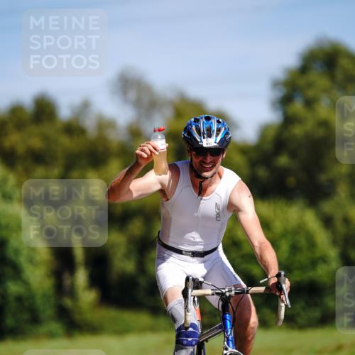 07.09.2025 - 19. Norderstedt Triathlon Michael Burmester http://msf.ph/oto/8833661 07.09.2025 12:05:09 Radfahren 697, 852 meine-sportfotos.de