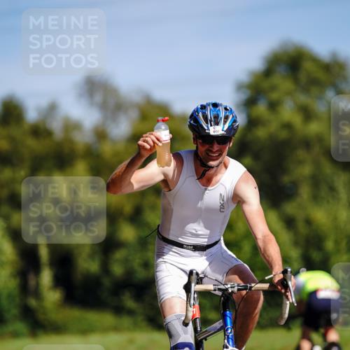 07.09.2025 - 19. Norderstedt Triathlon Michael Burmester http://msf.ph/oto/8833662 07.09.2025 12:05:09 Radfahren 697, 852 meine-sportfotos.de