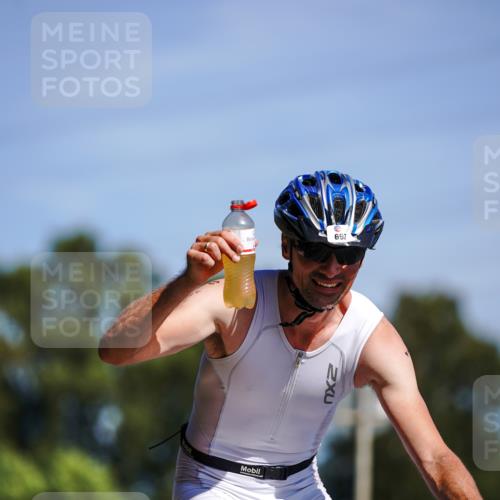 07.09.2025 - 19. Norderstedt Triathlon Michael Burmester http://msf.ph/oto/8833665 07.09.2025 12:05:10 Radfahren 697 meine-sportfotos.de