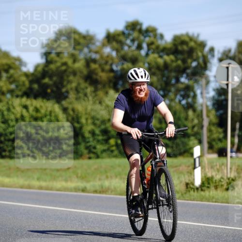 07.09.2025 - 19. Norderstedt Triathlon Michael Burmester http://msf.ph/oto/8833681 07.09.2025 12:05:17 Radfahren 168, 227, 720, 724, 727, 1239, 1339 meine-sportfotos.de