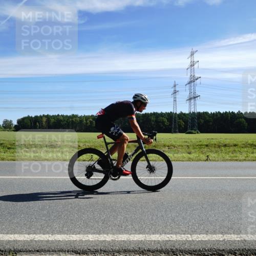 07.09.2025 - 19. Norderstedt Triathlon Michael Burmester http://msf.ph/oto/8833691 07.09.2025 11:54:23 Radfahren 748, 1233 meine-sportfotos.de