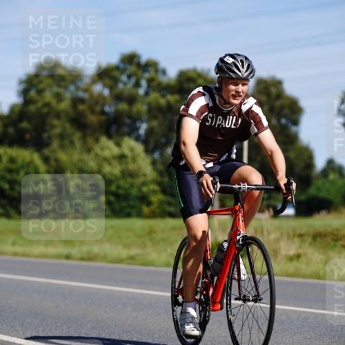 07.09.2025 - 19. Norderstedt Triathlon Michael Burmester http://msf.ph/oto/8833692 07.09.2025 12:05:20 Radfahren 169, 227, 720, 724, 727, 1311, 1339 meine-sportfotos.de