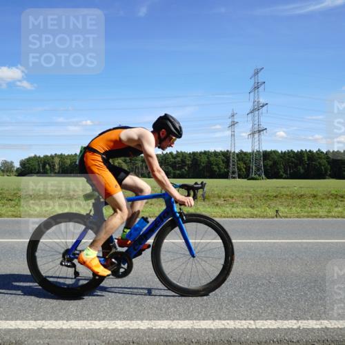 07.09.2025 - 19. Norderstedt Triathlon Michael Burmester http://msf.ph/oto/8833706 07.09.2025 13:55:31 Radfahren 392, 398, 1002, 1009 meine-sportfotos.de