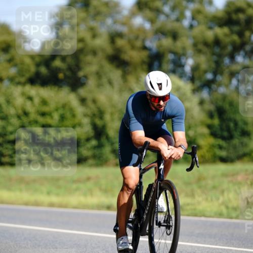 07.09.2025 - 19. Norderstedt Triathlon Michael Burmester http://msf.ph/oto/8833722 07.09.2025 12:05:47 Radfahren 245, 800 meine-sportfotos.de