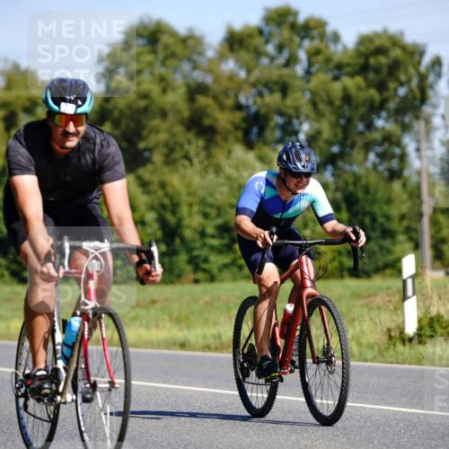 07.09.2025 - 19. Norderstedt Triathlon Michael Burmester http://msf.ph/oto/8833730 07.09.2025 12:05:50 Radfahren 245, 717, 741, 800 meine-sportfotos.de
