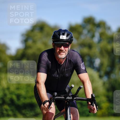 07.09.2025 - 19. Norderstedt Triathlon Michael Burmester http://msf.ph/oto/8833742 07.09.2025 12:06:00 Radfahren 729, 1392 meine-sportfotos.de