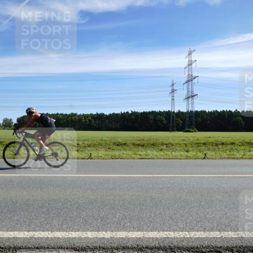 07.09.2025 - 19. Norderstedt Triathlon Michael Burmester http://msf.ph/oto/8833754 07.09.2025 11:54:31 Radfahren 215 meine-sportfotos.de