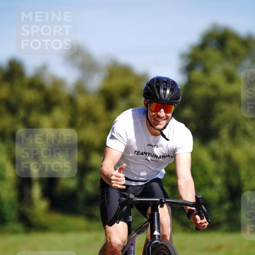 07.09.2025 - 19. Norderstedt Triathlon Michael Burmester http://msf.ph/oto/8833756 07.09.2025 12:07:11 Radfahren 176, 709, 778, 828 meine-sportfotos.de