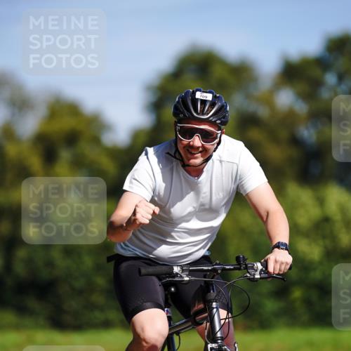 07.09.2025 - 19. Norderstedt Triathlon Michael Burmester http://msf.ph/oto/8833761 07.09.2025 12:07:13 Radfahren 164, 176, 709, 778, 828 meine-sportfotos.de