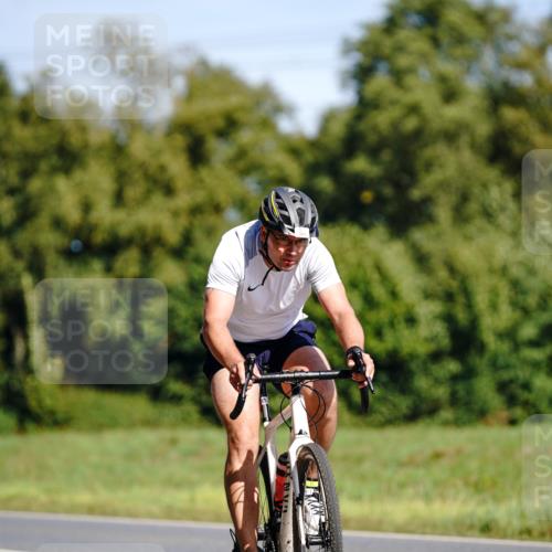 07.09.2025 - 19. Norderstedt Triathlon Michael Burmester http://msf.ph/oto/8833769 07.09.2025 12:07:21 Radfahren 136, 861, 1398 meine-sportfotos.de