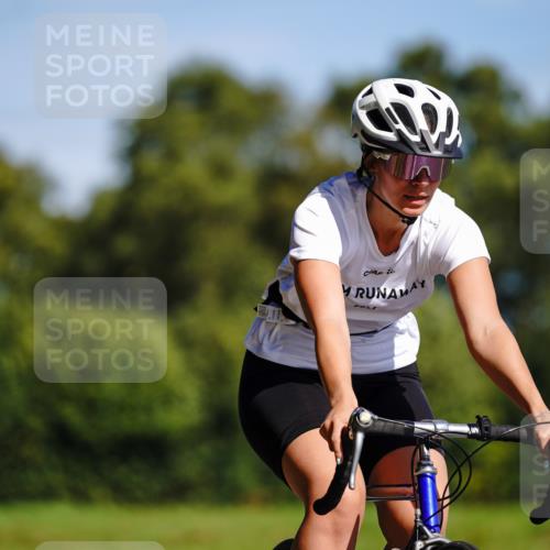 07.09.2025 - 19. Norderstedt Triathlon Michael Burmester http://msf.ph/oto/8833777 07.09.2025 12:07:26 Radfahren 861, 1277, 1398 meine-sportfotos.de