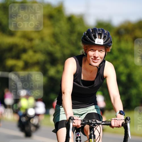 07.09.2025 - 19. Norderstedt Triathlon Michael Burmester http://msf.ph/oto/8833797 07.09.2025 12:08:25 Radfahren 208, 287, 1246, 1338 meine-sportfotos.de