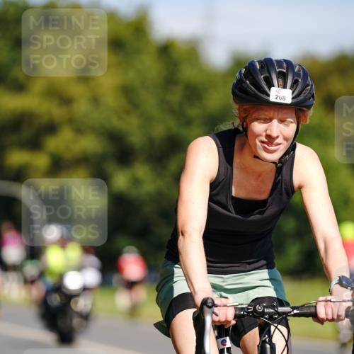 07.09.2025 - 19. Norderstedt Triathlon Michael Burmester http://msf.ph/oto/8833799 07.09.2025 12:08:25 Radfahren 208, 287, 1246, 1338 meine-sportfotos.de