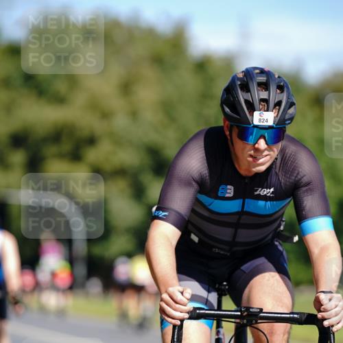 07.09.2025 - 19. Norderstedt Triathlon Michael Burmester http://msf.ph/oto/8833812 07.09.2025 12:08:31 Radfahren 757, 824, 1367, 1371 meine-sportfotos.de