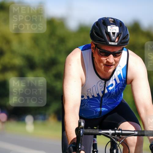 07.09.2025 - 19. Norderstedt Triathlon Michael Burmester http://msf.ph/oto/8833816 07.09.2025 12:08:33 Radfahren 824, 1371 meine-sportfotos.de