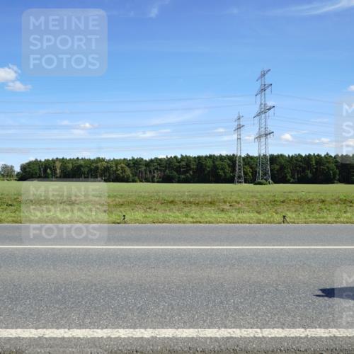 07.09.2025 - 19. Norderstedt Triathlon Michael Burmester http://msf.ph/oto/8833825 07.09.2025 13:55:49 Radfahren 417, 1001, 1042 meine-sportfotos.de
