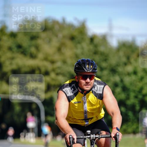 07.09.2025 - 19. Norderstedt Triathlon Michael Burmester http://msf.ph/oto/8833839 07.09.2025 12:08:54 Radfahren 703 meine-sportfotos.de