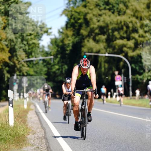 07.09.2025 - 19. Norderstedt Triathlon Michael Burmester http://msf.ph/oto/8833840 07.09.2025 12:08:57 Radfahren 703, 725 meine-sportfotos.de