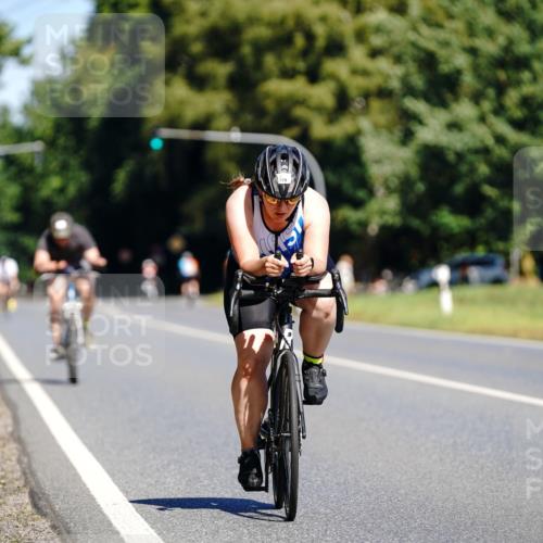 07.09.2025 - 19. Norderstedt Triathlon Michael Burmester http://msf.ph/oto/8833846 07.09.2025 12:09:01 Radfahren 725, 779 meine-sportfotos.de