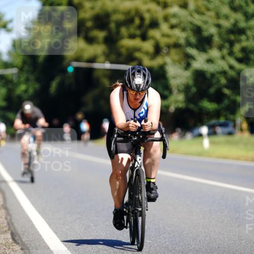 07.09.2025 - 19. Norderstedt Triathlon Michael Burmester http://msf.ph/oto/8833847 07.09.2025 12:09:01 Radfahren 725, 779 meine-sportfotos.de