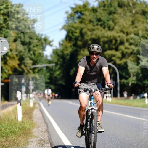 07.09.2025 - 19. Norderstedt Triathlon Michael Burmester http://msf.ph/oto/8833851 07.09.2025 12:09:04 Radfahren 779, 1290 meine-sportfotos.de