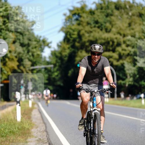 07.09.2025 - 19. Norderstedt Triathlon Michael Burmester http://msf.ph/oto/8833852 07.09.2025 12:09:04 Radfahren 779, 1290 meine-sportfotos.de