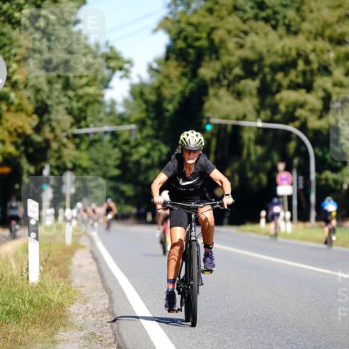 07.09.2025 - 19. Norderstedt Triathlon Michael Burmester http://msf.ph/oto/8833870 07.09.2025 12:09:39 Radfahren 239 meine-sportfotos.de