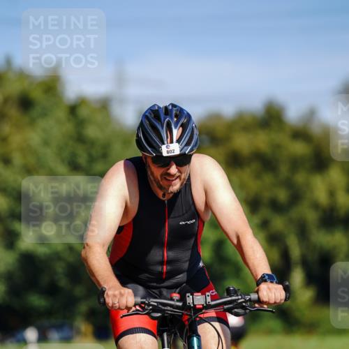 07.09.2025 - 19. Norderstedt Triathlon Michael Burmester http://msf.ph/oto/8833902 07.09.2025 12:10:13 Radfahren 802 meine-sportfotos.de