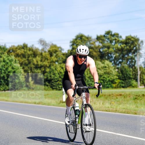 07.09.2025 - 19. Norderstedt Triathlon Michael Burmester http://msf.ph/oto/8833917 07.09.2025 12:10:27 Radfahren 150, 823, 1296, 1359 meine-sportfotos.de