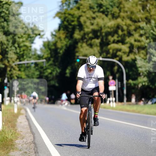 07.09.2025 - 19. Norderstedt Triathlon Michael Burmester http://msf.ph/oto/8833922 07.09.2025 12:10:39 Radfahren 827 meine-sportfotos.de