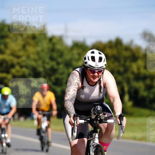 07.09.2025 - 19. Norderstedt Triathlon Michael Burmester http://msf.ph/oto/8833935 07.09.2025 12:11:07 Radfahren 234, 259, 762, 830, 857, 1349 meine-sportfotos.de