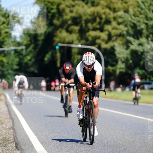 07.09.2025 - 19. Norderstedt Triathlon Michael Burmester http://msf.ph/oto/8833942 07.09.2025 12:11:14 Radfahren 835, 1379 meine-sportfotos.de