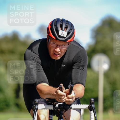07.09.2025 - 19. Norderstedt Triathlon Michael Burmester http://msf.ph/oto/8833950 07.09.2025 12:11:17 Radfahren 835, 1379 meine-sportfotos.de