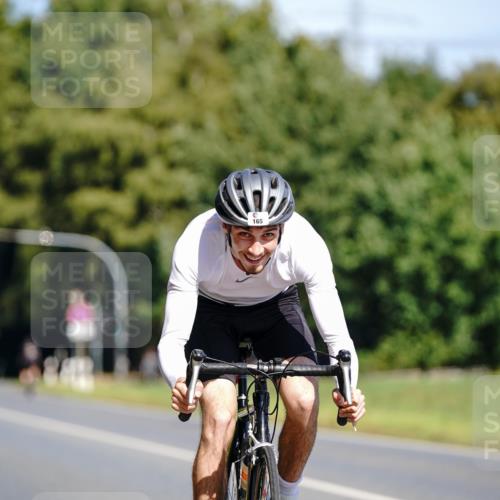 07.09.2025 - 19. Norderstedt Triathlon Michael Burmester http://msf.ph/oto/8833952 07.09.2025 12:11:20 Radfahren 165, 835 meine-sportfotos.de