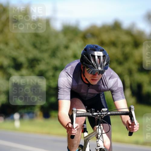 07.09.2025 - 19. Norderstedt Triathlon Michael Burmester http://msf.ph/oto/8833966 07.09.2025 12:11:40 Radfahren 758, 1300 meine-sportfotos.de