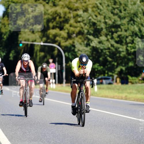 07.09.2025 - 19. Norderstedt Triathlon Michael Burmester http://msf.ph/oto/8833969 07.09.2025 12:11:48 Radfahren 1351 meine-sportfotos.de
