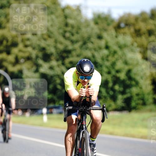 07.09.2025 - 19. Norderstedt Triathlon Michael Burmester http://msf.ph/oto/8833970 07.09.2025 12:11:49 Radfahren 1351, 1381 meine-sportfotos.de
