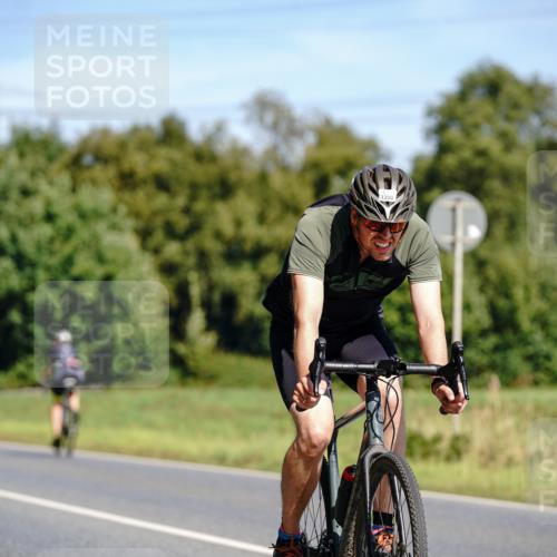 07.09.2025 - 19. Norderstedt Triathlon Michael Burmester http://msf.ph/oto/8833977 07.09.2025 12:11:52 Radfahren 1350, 1351, 1381 meine-sportfotos.de