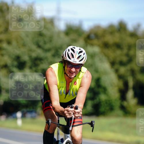 07.09.2025 - 19. Norderstedt Triathlon Michael Burmester http://msf.ph/oto/8833996 07.09.2025 12:12:09 Radfahren 217, 1294 meine-sportfotos.de